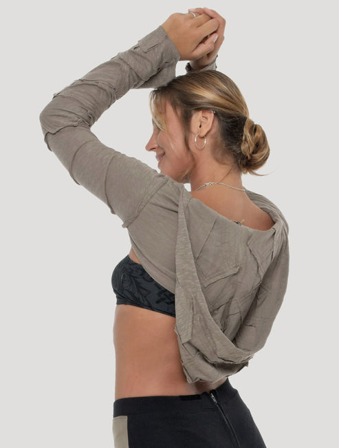 Pecoa RMX Shrug